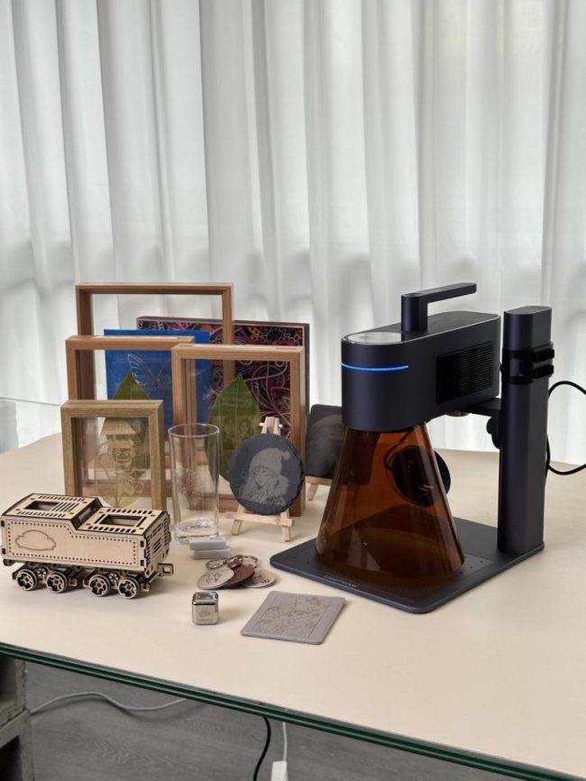 激光雕刻设备革新小微创业：LaserPecker 如何实现月入数万的创收秘密